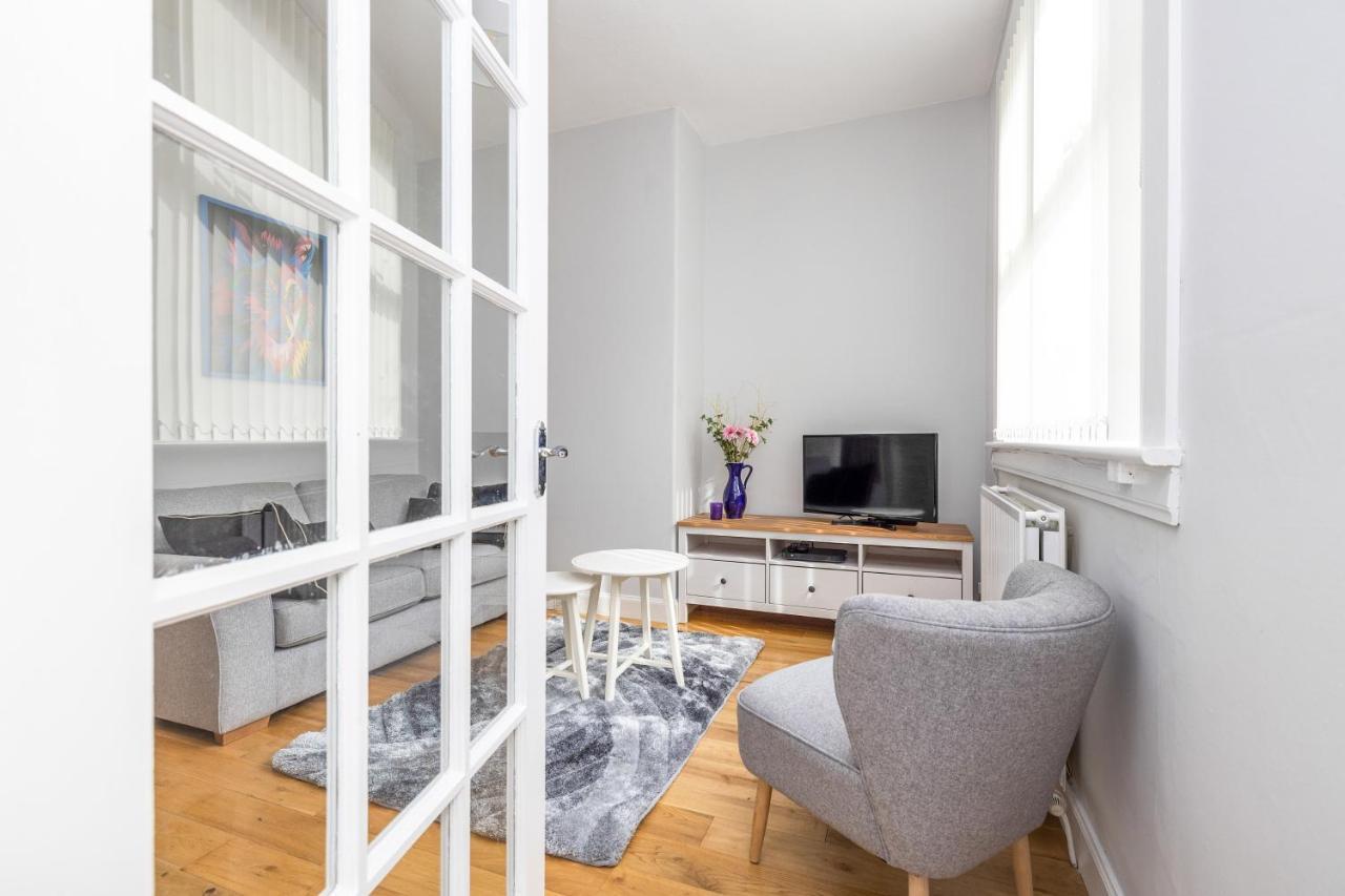 Cosy Town Centre Cottage Peebles Εξωτερικό φωτογραφία